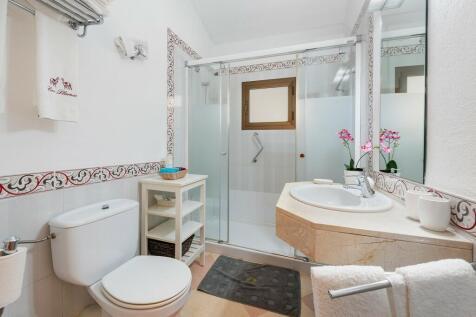 Bathroom New (2)