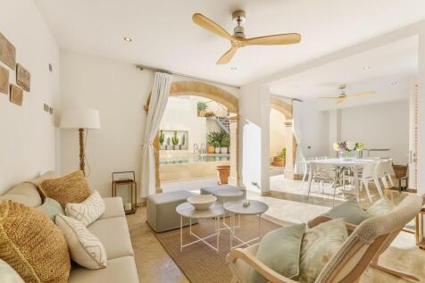 Covered Terrace
