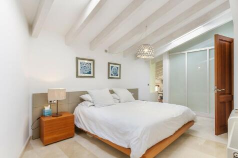 Bedroom (2)