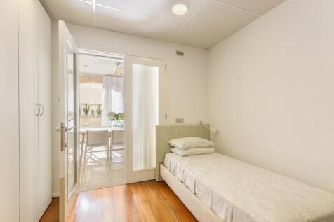 Bedroom (3)