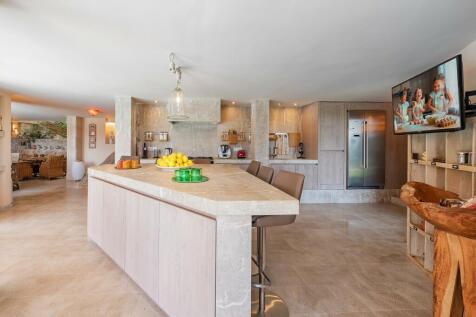 Kitchen (1)