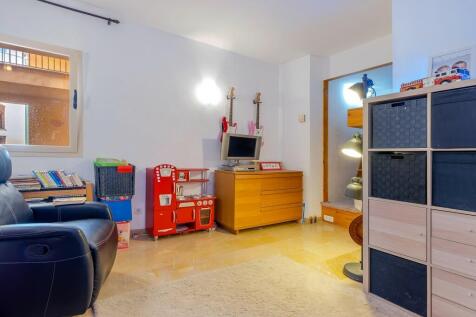 Bedroom (4)