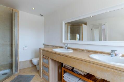 Bathroom (2)