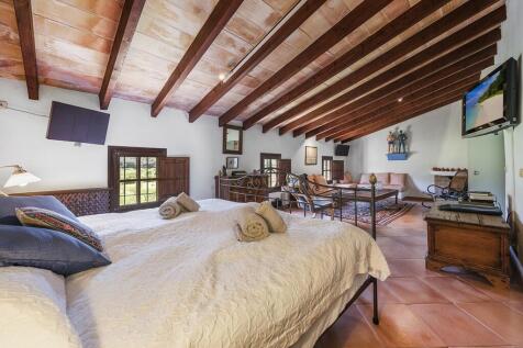 bedroom (1)