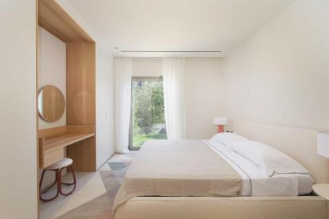 Bedroom (2)