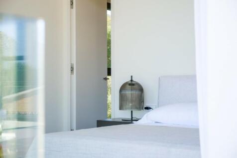 Bedroom (4)