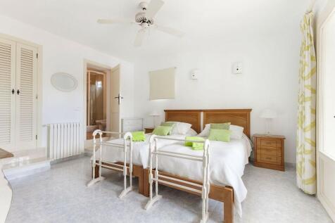 Bedroom (3)