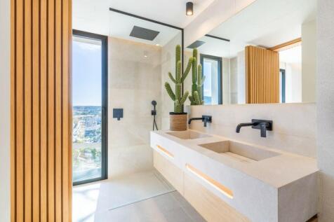 Bathroom (2)