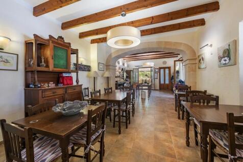 Dining (1)