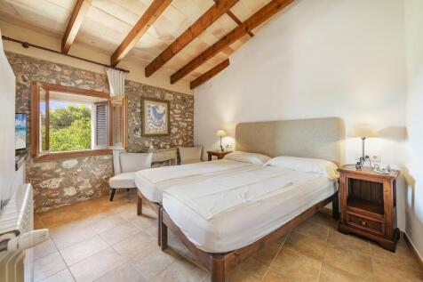 Bedroom (1)