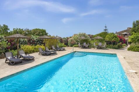 Pool (4)