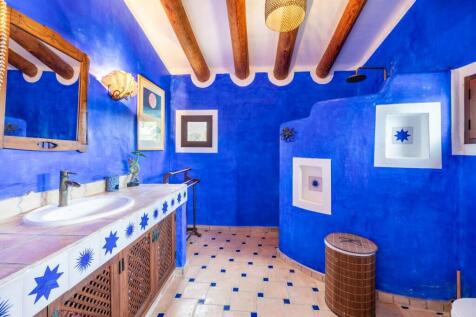 Bathroom (1)