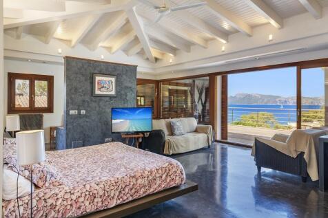 Master Suite (2)