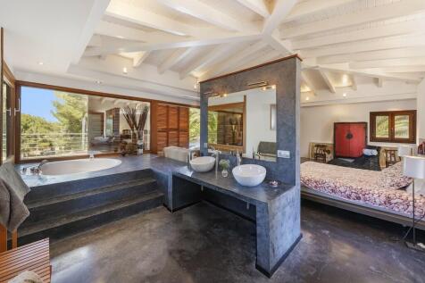 Master Suite (3)