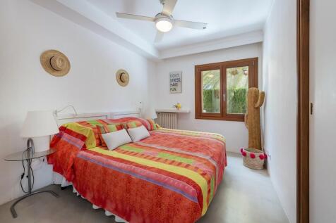 Bedroom (1)