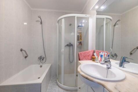 Bathroom (1)