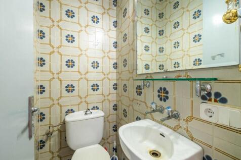 Bathroom (2)