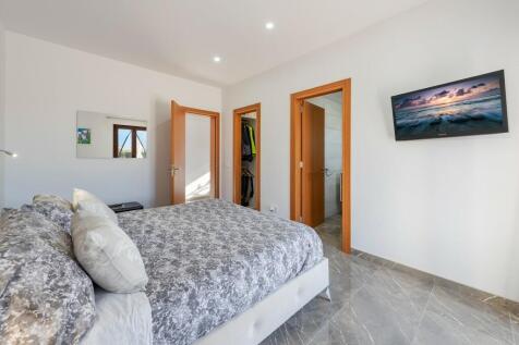 Bedroom (5)