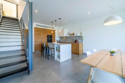 Kitchen (1)