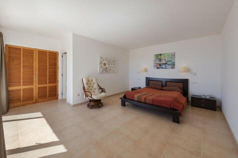 Bedroom (4)