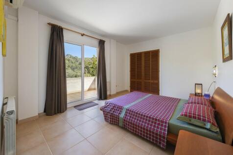 Bedroom (1)