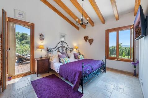Bedroom (1)