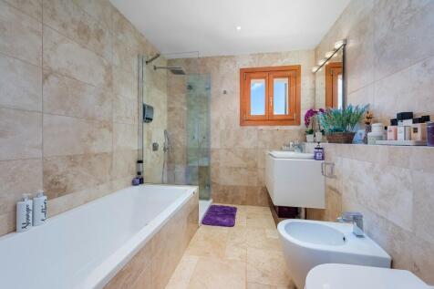Bathroom (1)