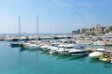 Cas Catala Harbour