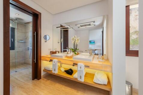 Bathroom (3)