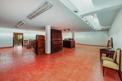 Interior (7)