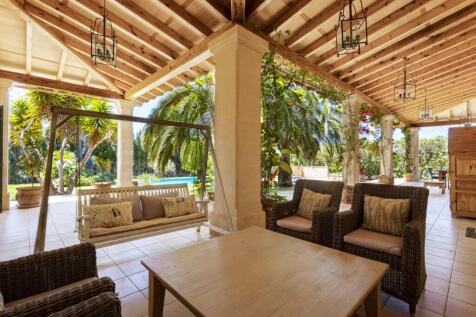 Covered Terrace