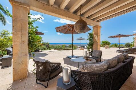 Covered Terrace