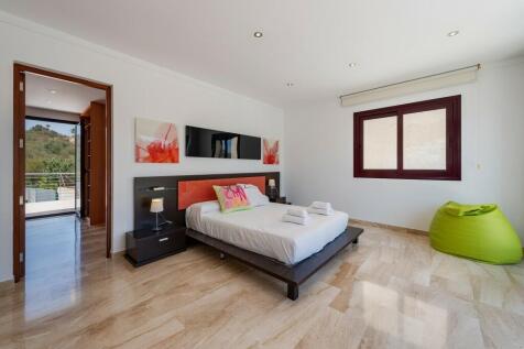Bedroom (1)