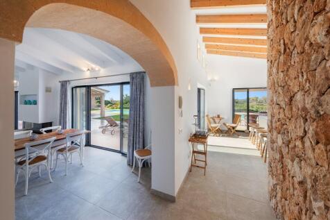 Dining (2)