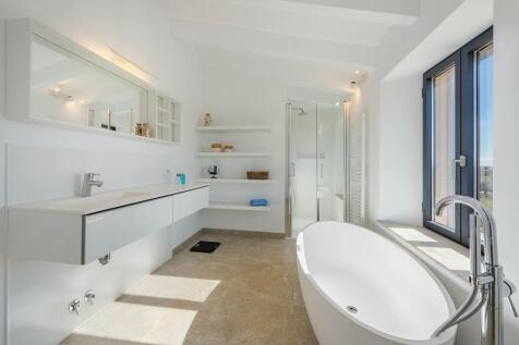 Bathroom (2)