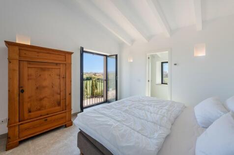 Bedroom (4)