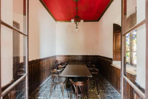 Dining (1)