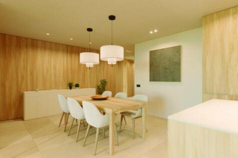 Dining (1)