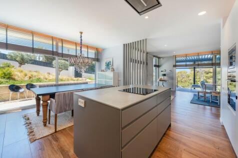 Kitchen (2)