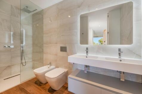 Bathroom (2)