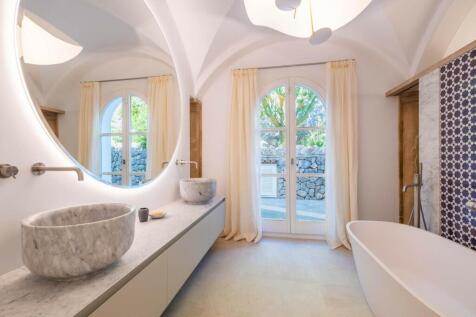 Bathroom (1)