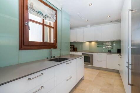 Kitchen (1)