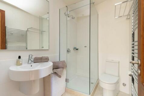 Bathroom (3)