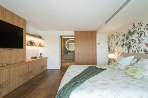 Bedroom (2)
