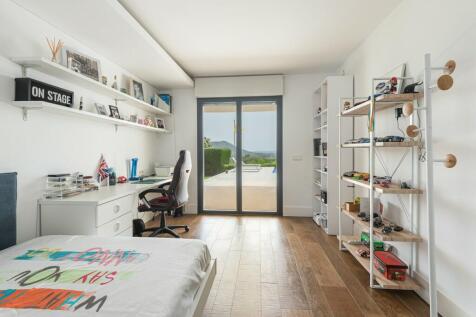 Bedroom (4)