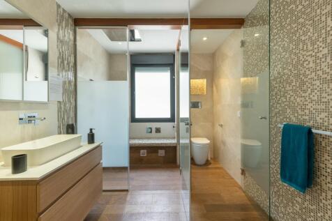 Bathroom (3)