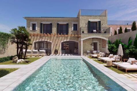 Exterior and Pool (1