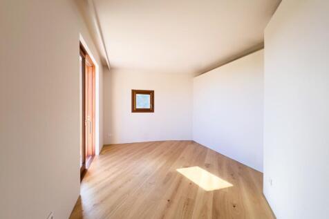 Bedroom (1)