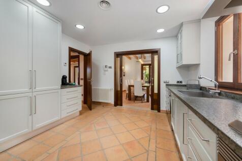 Kitchen (2)