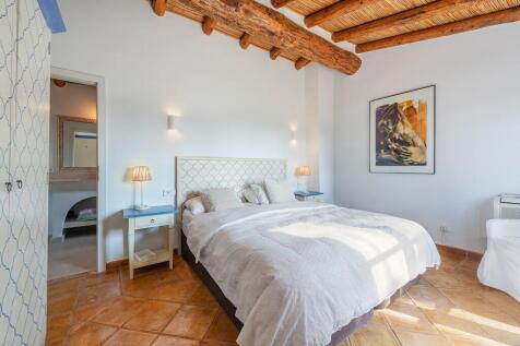 Bedroom (1)